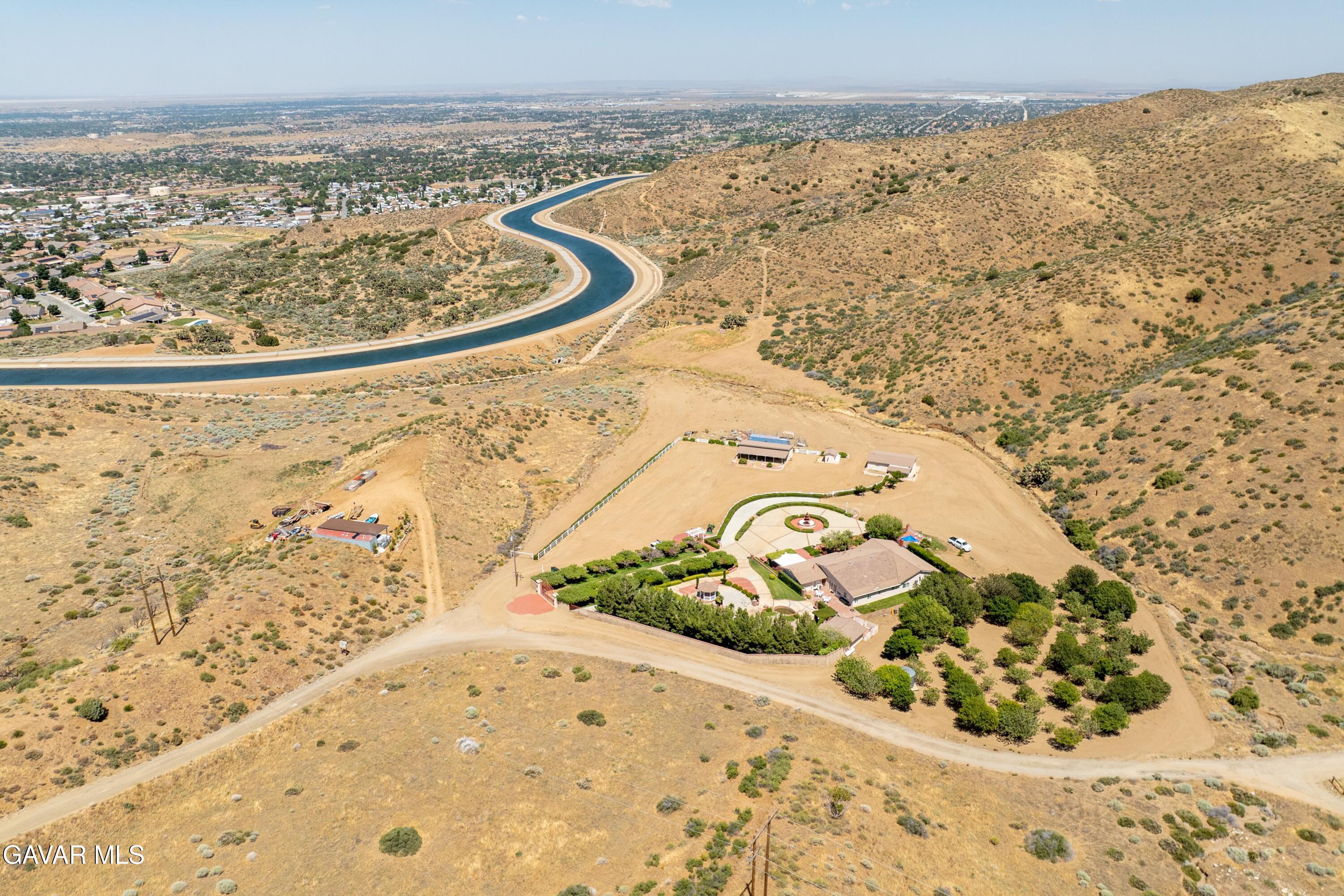 5801 Hacienda Ranch Road Palmdale, CA 93551 - Photo 67 of 69 37-DJI_0085-HDR