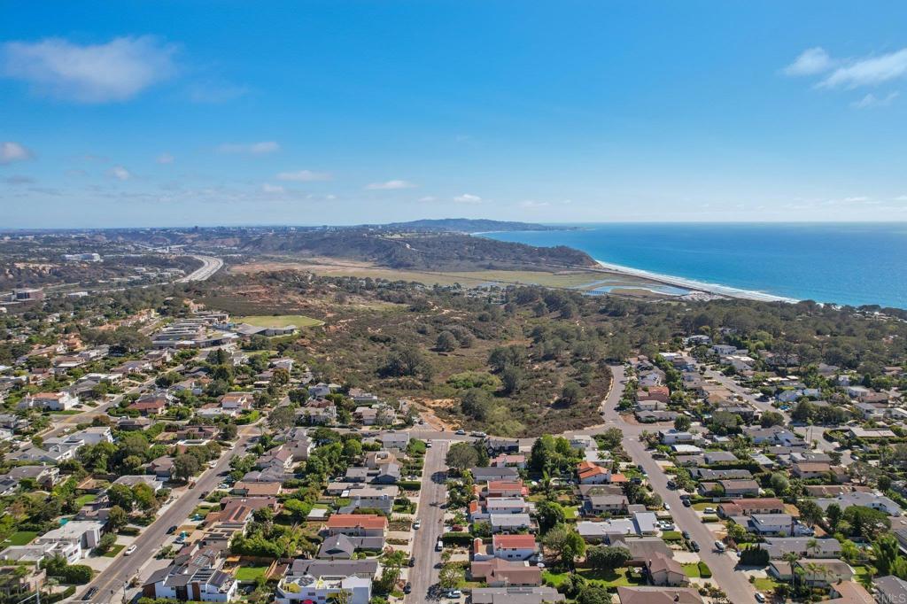 13774 Recuerdo Drive Del Mar, CA 92014 - Photo 38 of 43