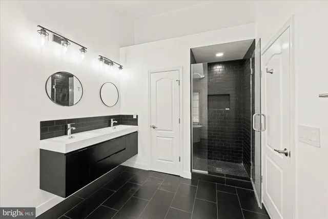 $915,000 | 4919 Barbour Drive, Alexandria, VA 22304