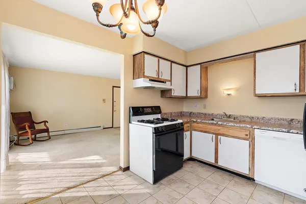 $145,000 | 9960 Franchesca Court, Unit 1D, Orland Park, IL 60462
