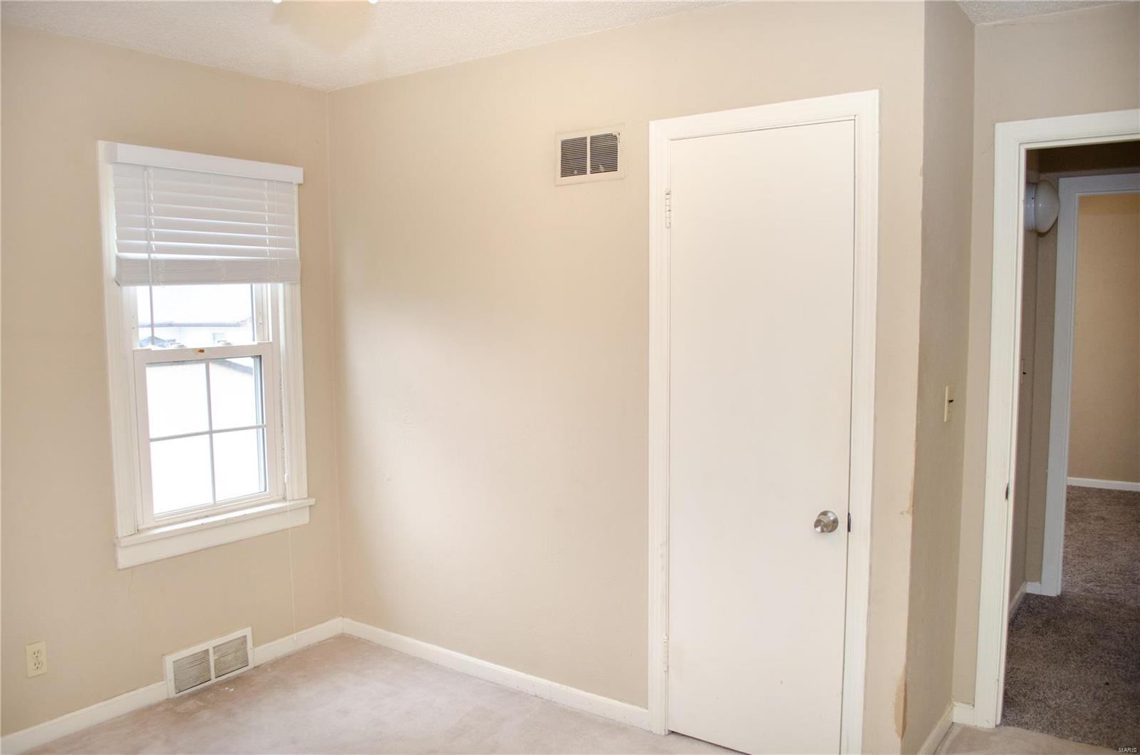 409 Monroe Street Waterloo, IL 62298 - Photo 7 of 25 Gallery Image 7