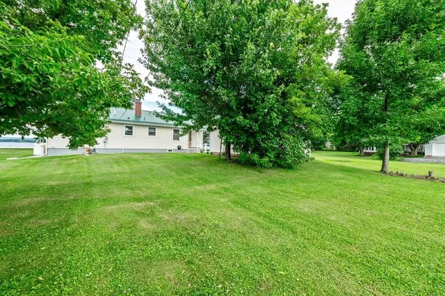 $499,900 | 2603 West Shore Road, Isle La Motte, VT 05463