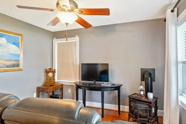 $475,000 | 2603 West Shore Road, Isle La Motte, VT 05463