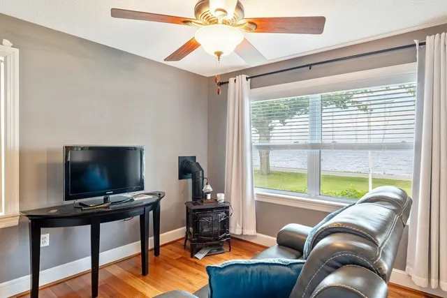 $499,900 | 2603 West Shore Road, Isle La Motte, VT 05463