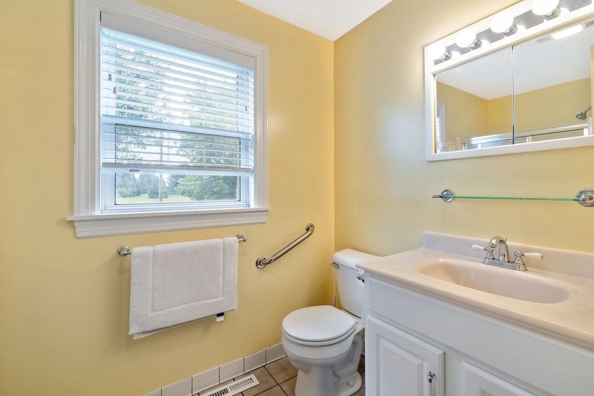 2603 West Shore Road Isle La Motte, VT 05463 - Photo 30 of 34