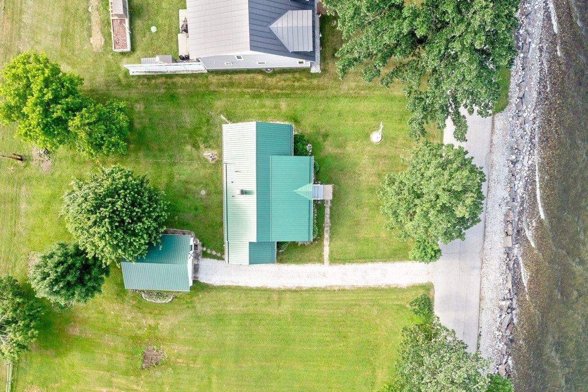 2603 West Shore Road Isle La Motte, VT 05463 - Photo 4 of 34