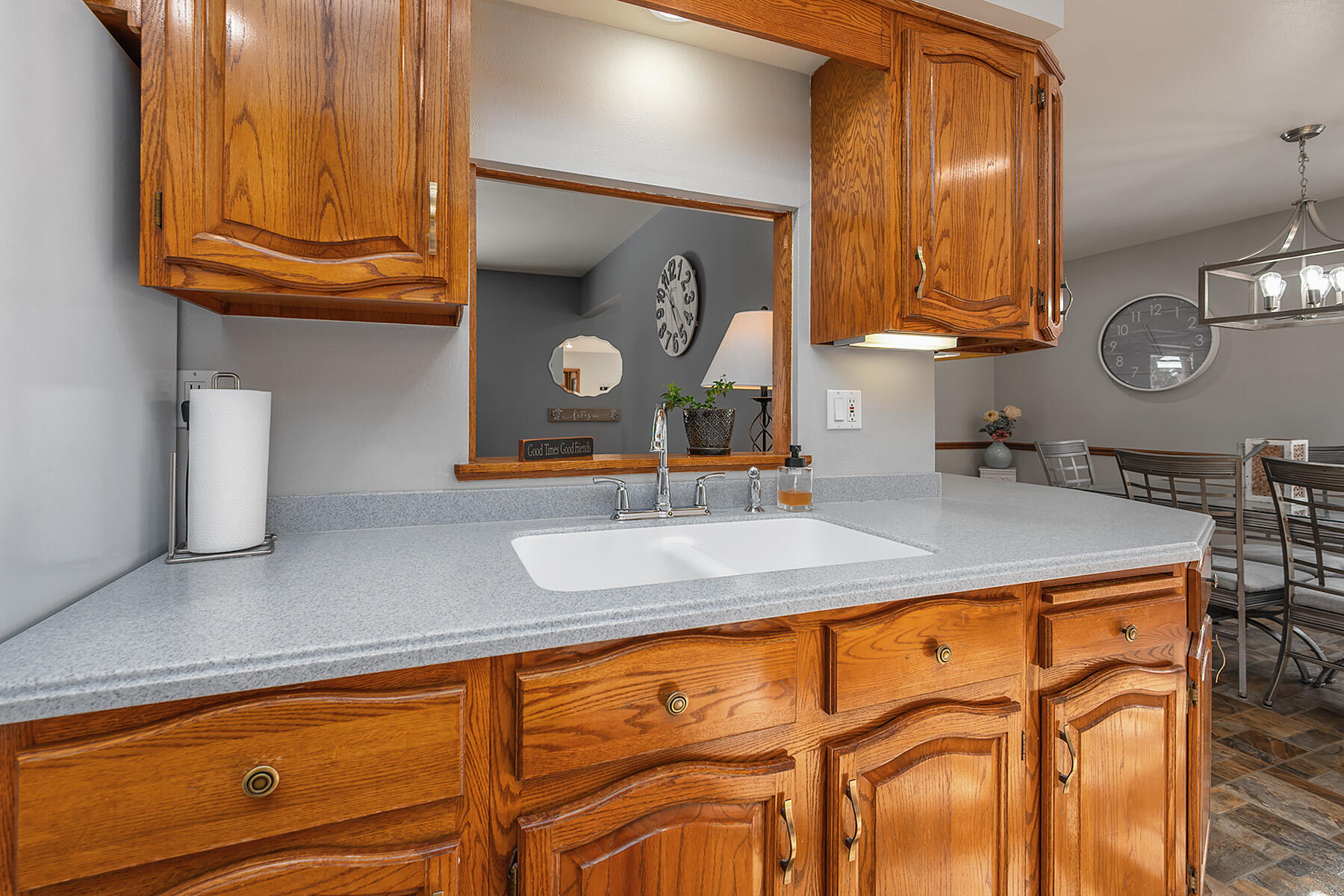 3447 South 93rd Street Milwaukee, WI 53227 - Photo 16 of 46 93rdSt_016