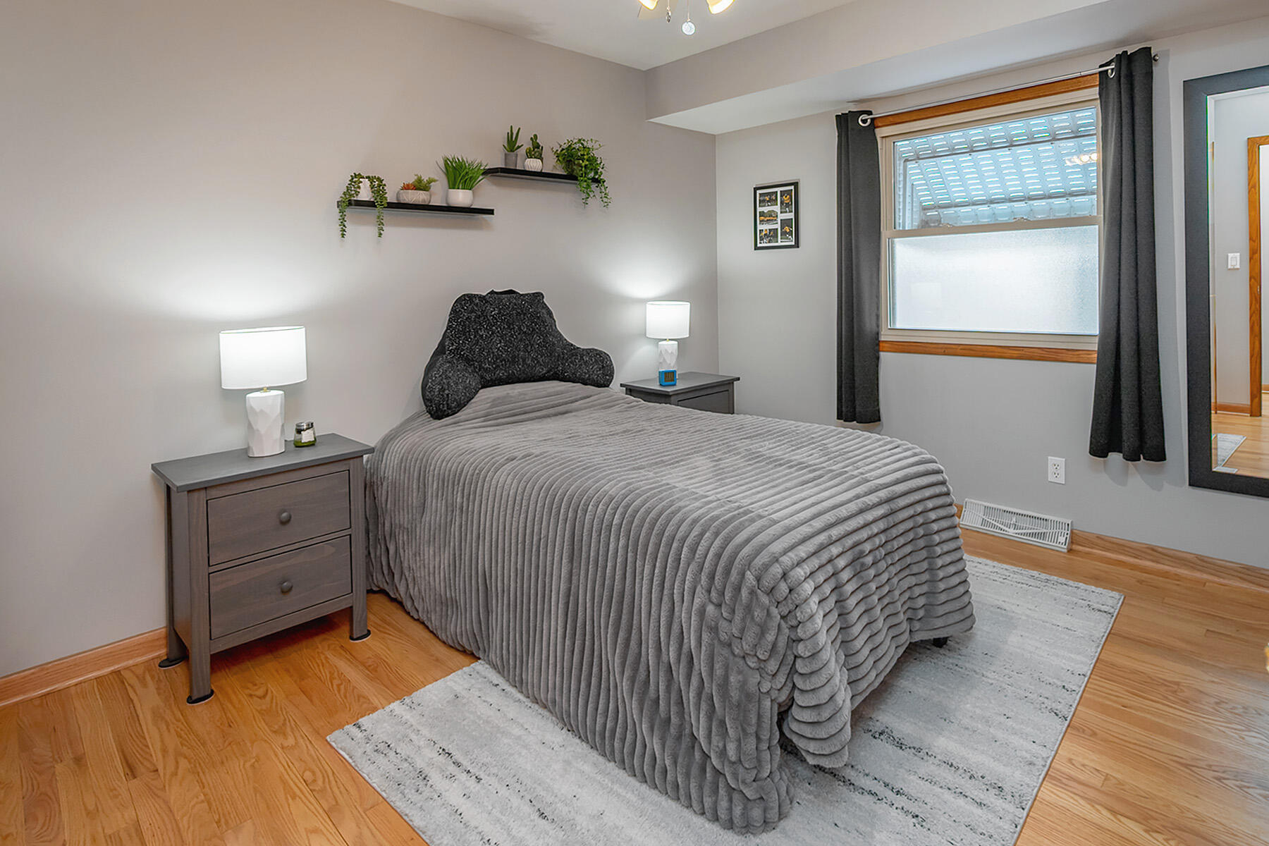 3447 South 93rd Street Milwaukee, WI 53227 - Photo 26 of 46 93rdSt_026