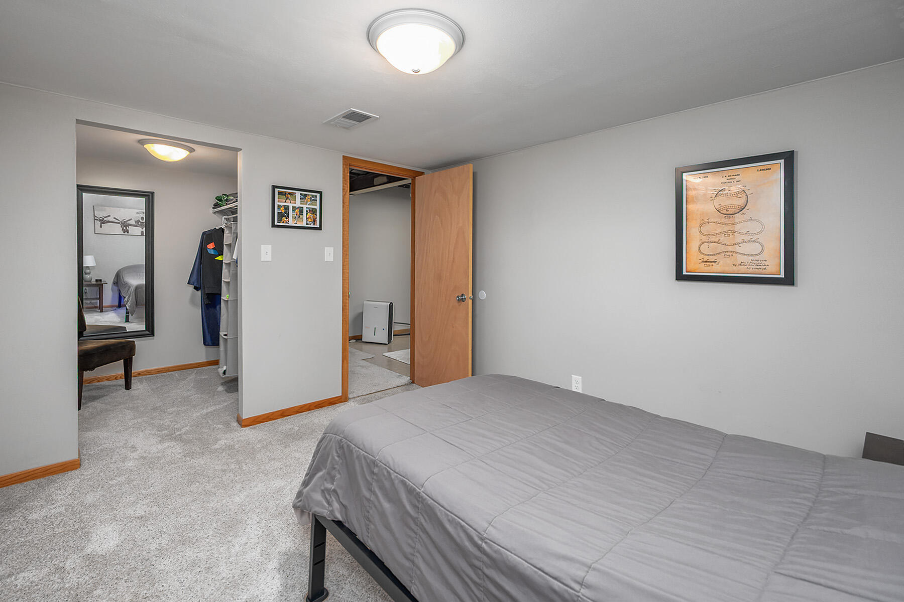 3447 South 93rd Street Milwaukee, WI 53227 - Photo 35 of 46 93rdSt_035