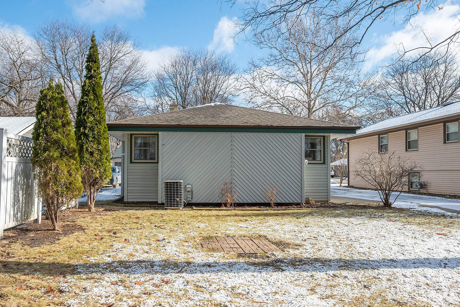 3447 South 93rd Street Milwaukee, WI 53227 - Photo 39 of 46 93rdSt_039