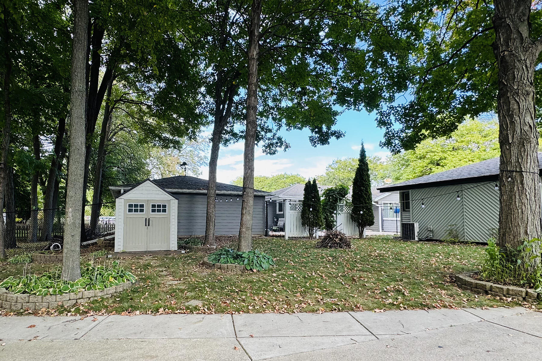 3447 South 93rd Street Milwaukee, WI 53227 - Photo 45 of 46 93rdSt_046