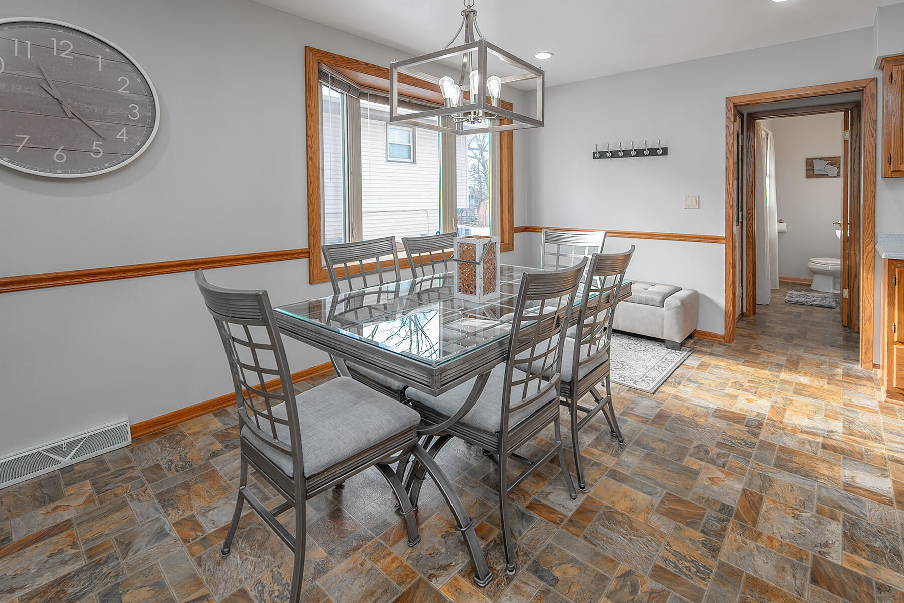 3447 South 93rd Street Milwaukee, WI 53227 - Photo 9 of 46 93rdSt_009