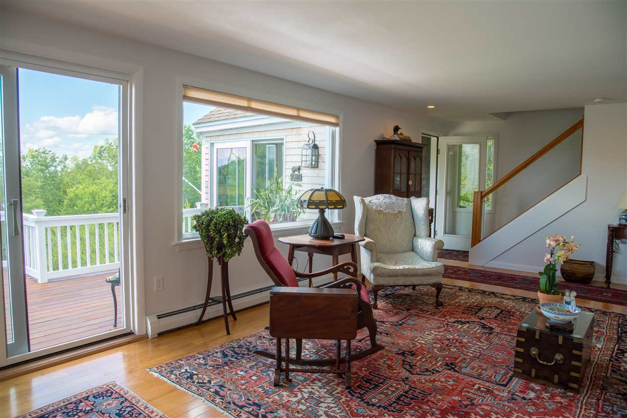 20 Long Stack Lane Wolfeboro, NH 03894 - Photo 6 of 34 Gallery Image 6