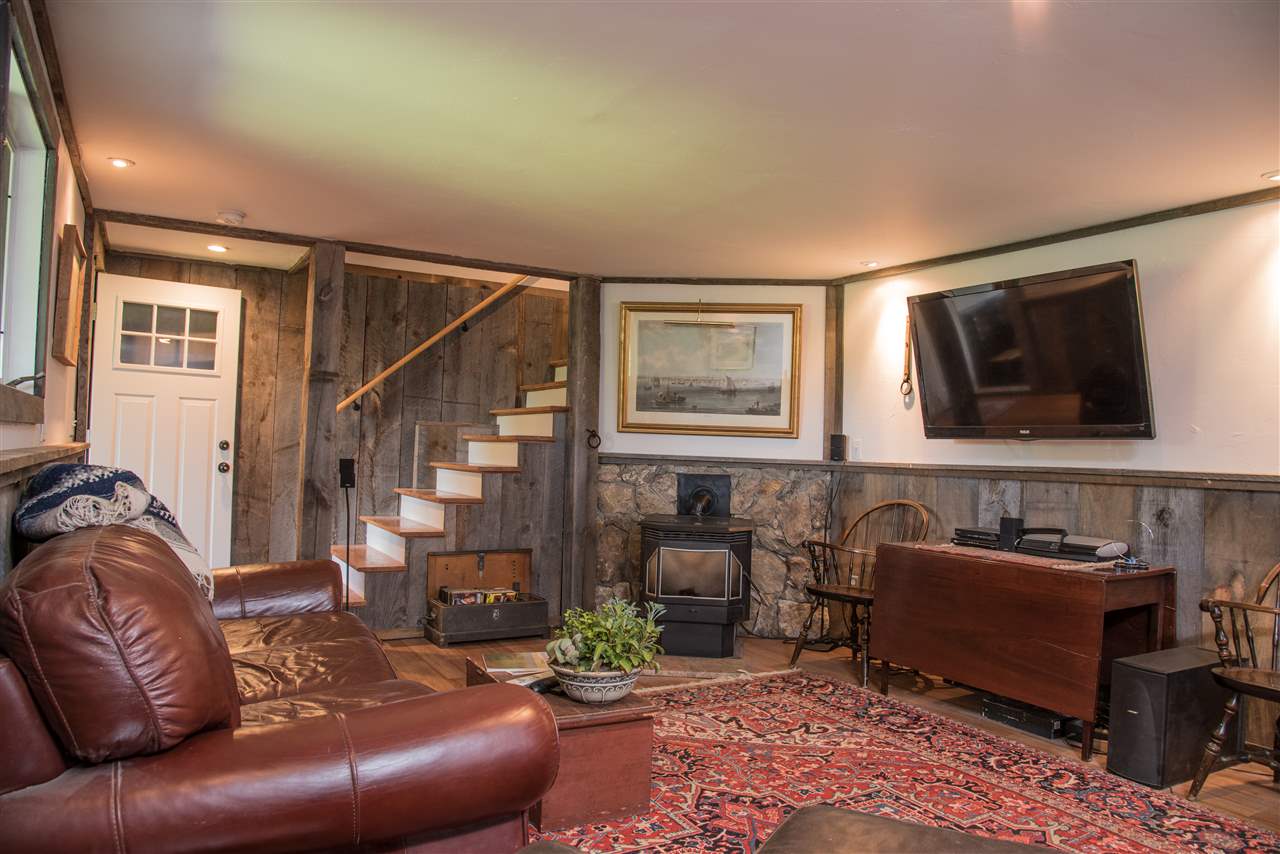 20 Long Stack Lane Wolfeboro, NH 03894 - Photo 10 of 34 Gallery Image 10