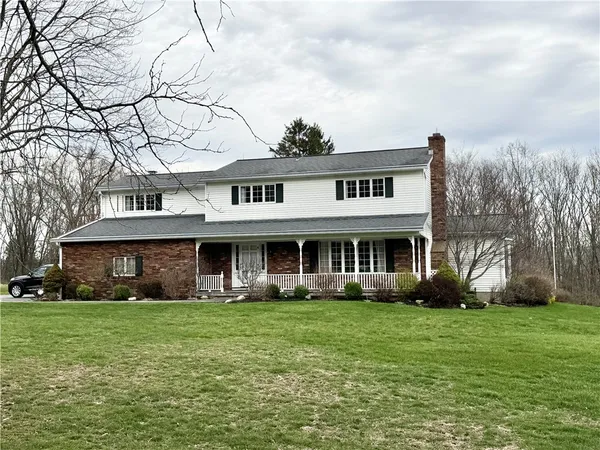 $565,000 | 84 Oak Hill Road, Horseheads, NY 14845