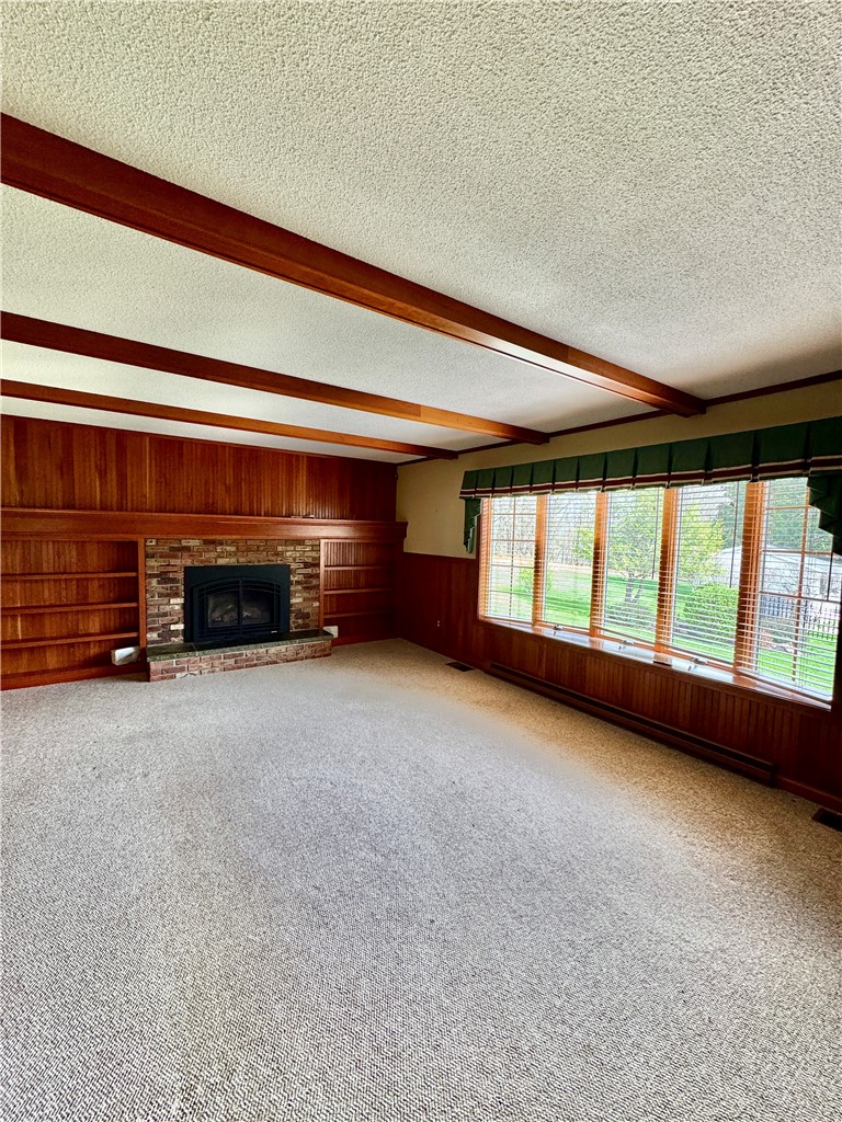 84 Oak Hill Road Horseheads, NY 14845 - Photo 9 of 48 Family Room with large bay window