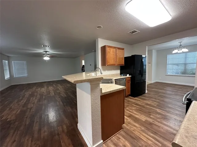 $1,975 | 113 Lex Word, Kyle, TX 78640