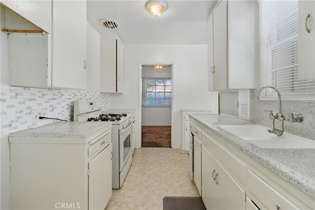 4794 Granada Avenue Riverside, CA 92504 - Photo 18 of 45