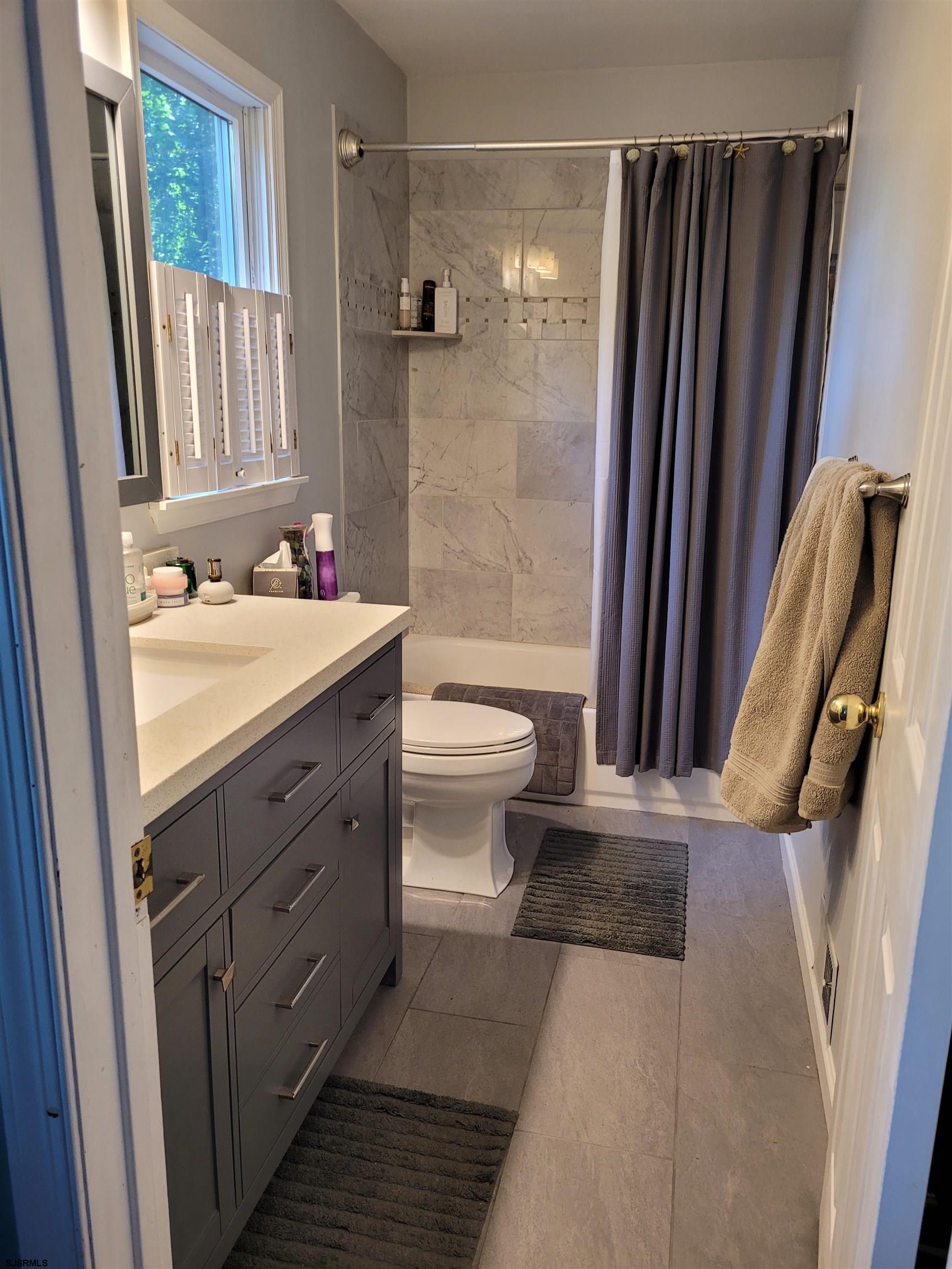 172 Leeds Point Road Galloway Township, NJ 08205 - Photo 15 of 22 Gallery Image 15