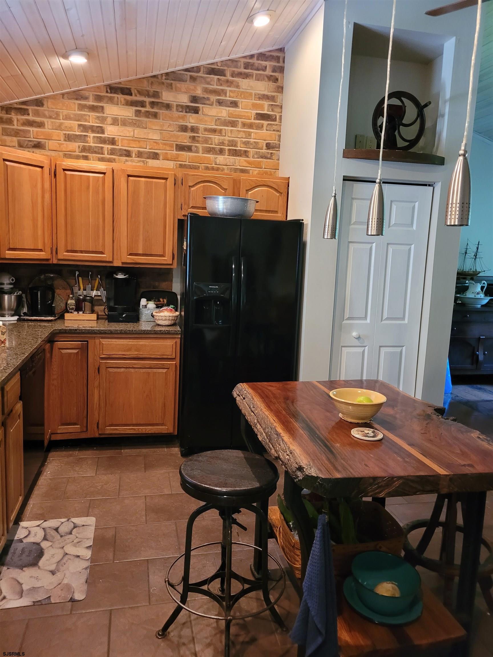 172 Leeds Point Road Galloway Township, NJ 08205 - Photo 5 of 22 Gallery Image 5