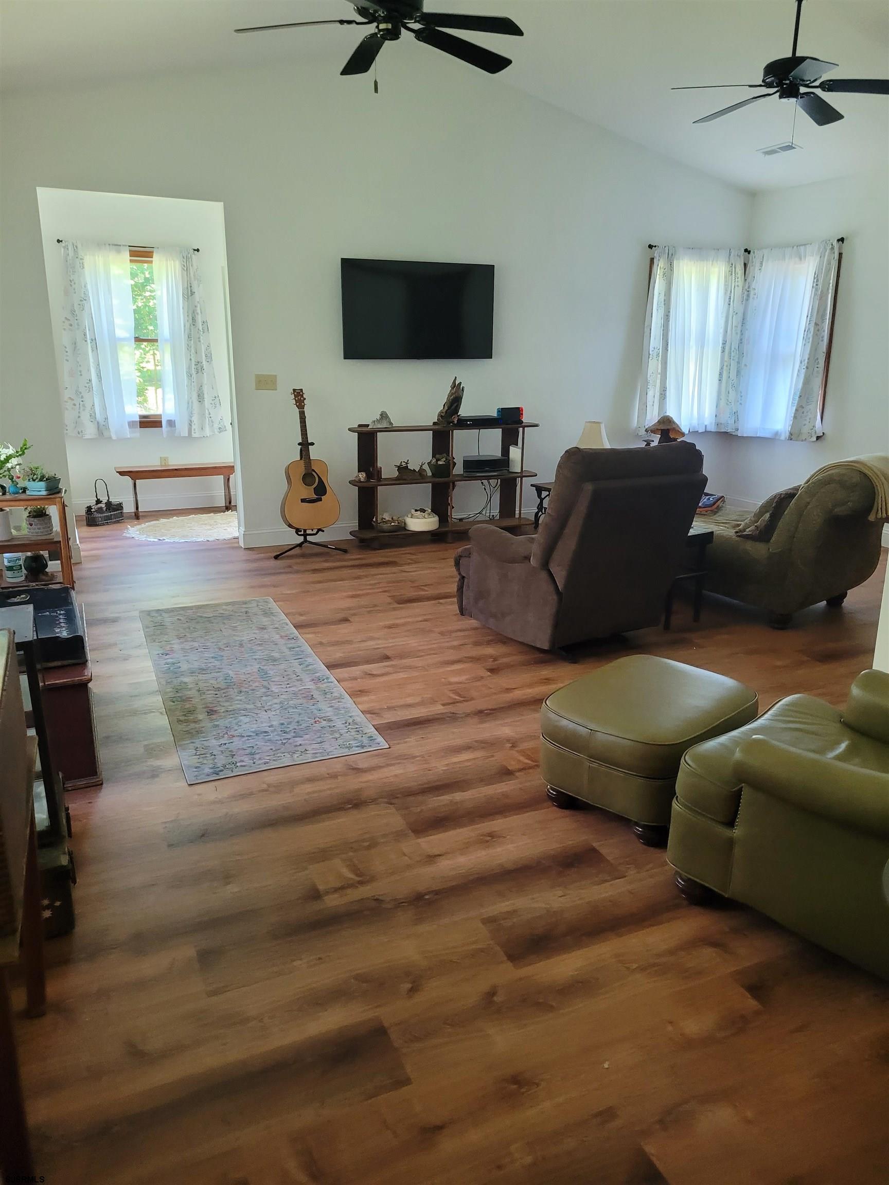 172 Leeds Point Road Galloway Township, NJ 08205 - Photo 8 of 22 Gallery Image 8