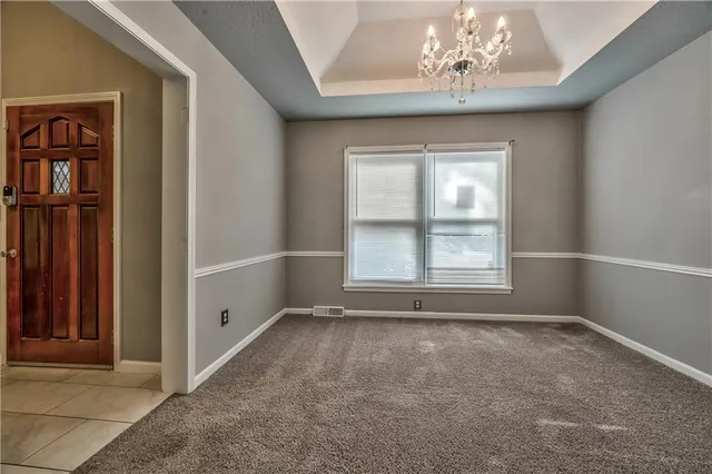 $268,000 | 529 Southwest Windmill Lane, Lee's Summit, MO 64082