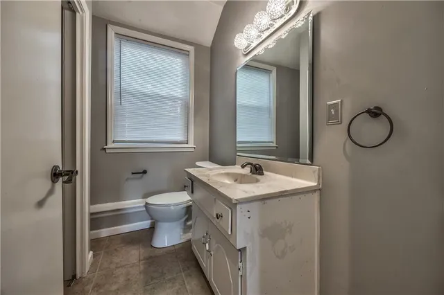 $268,000 | 529 Southwest Windmill Lane, Lee's Summit, MO 64082