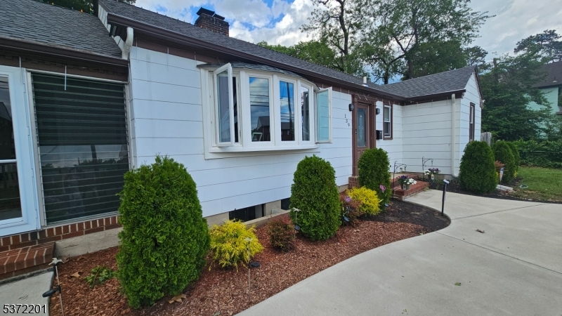 139 Blackwood Road Clementon, NJ 08021 - Photo 2 of 25