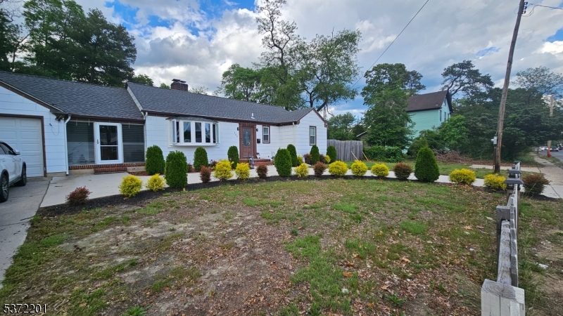 139 Blackwood Road Clementon, NJ 08021 - Photo 3 of 25