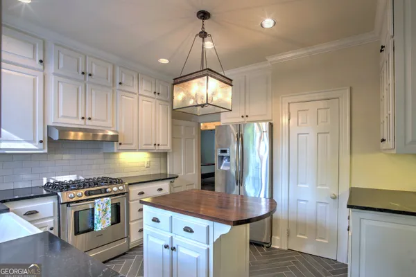 $575,500 | 209 Sherwood Road Southwest, Rome, GA 30165