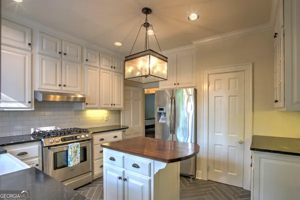 $575,500 | 209 Sherwood Road Southwest, Rome, GA 30165