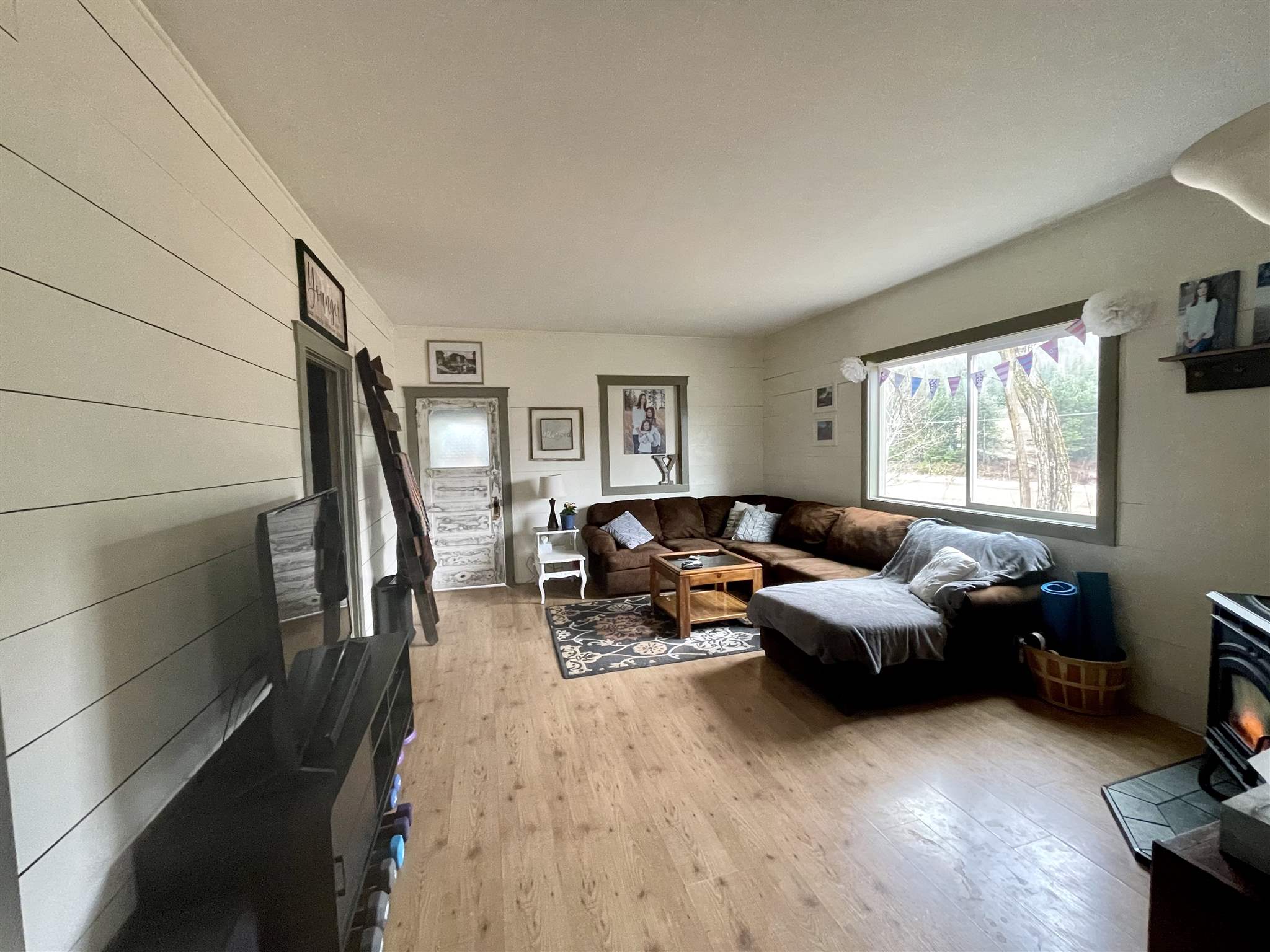 34004 North Dunn Road Chattaroy, WA 99003 - Photo 11 of 41 Gallery Image 11