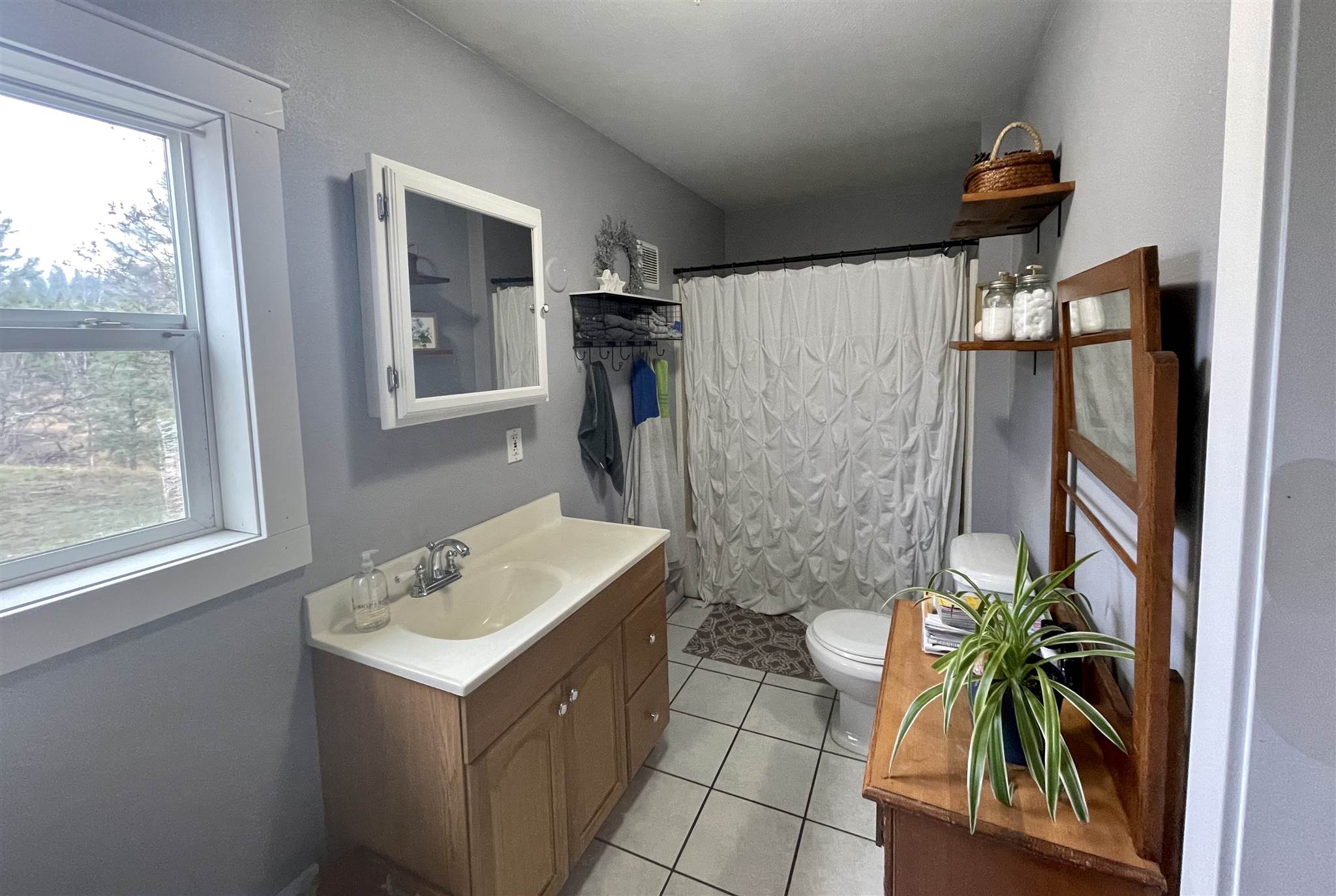 34004 North Dunn Road Chattaroy, WA 99003 - Photo 16 of 41 Gallery Image 16
