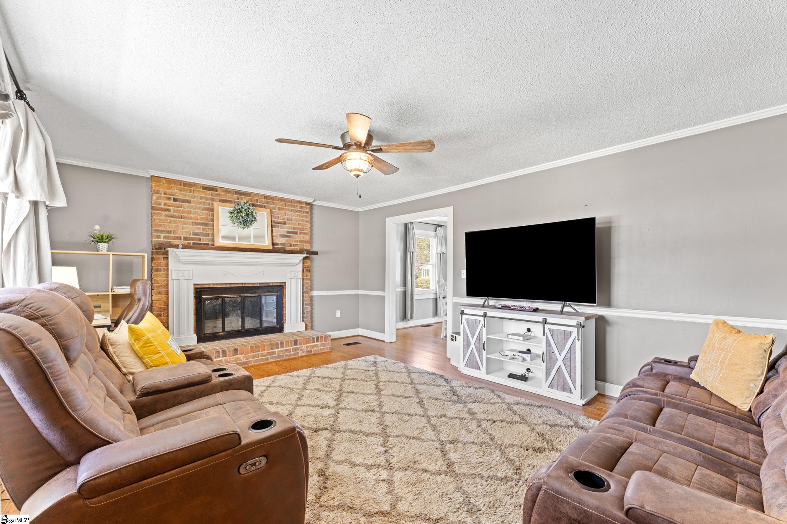 211 Springside Circle Anderson, SC 29625 - Photo 2 of 23