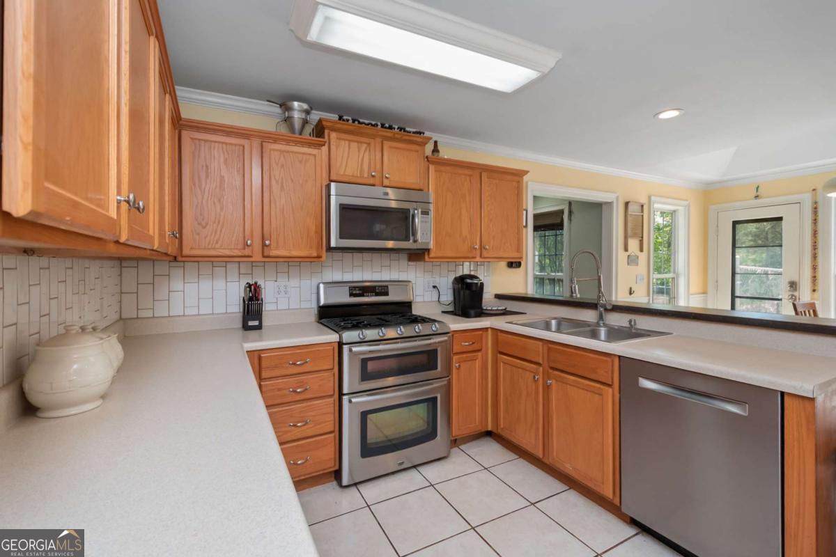80 Creekside Road Hogansville, GA 30230 - Photo 14 of 40
