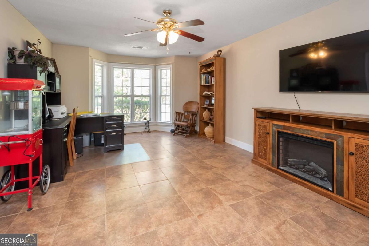 80 Creekside Road Hogansville, GA 30230 - Photo 10 of 40