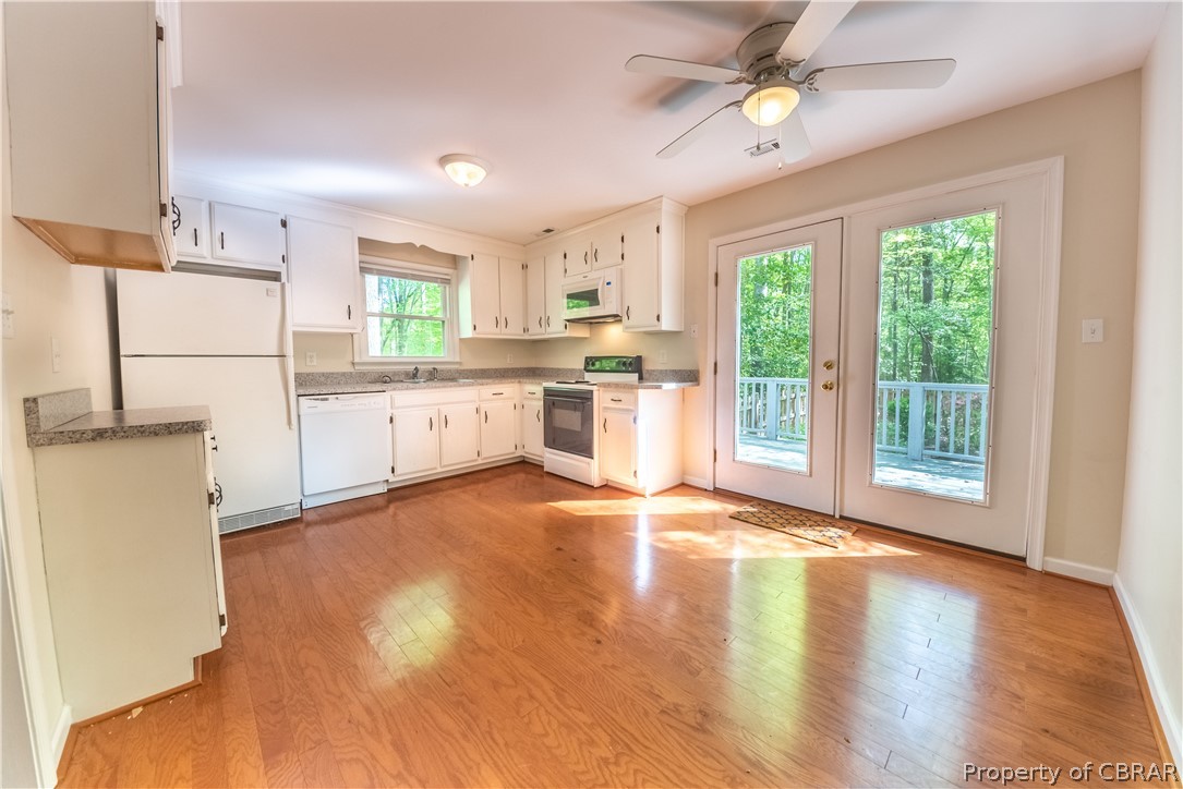 22 Burning Tree Road Hartfield, VA 23071 - Photo 11 of 27 Gallery Image 11