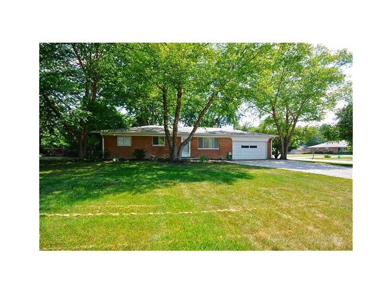 2905 Cardigan Road Indianapolis, IN 46268 - Photo 1 of 5 Gallery Image 1
