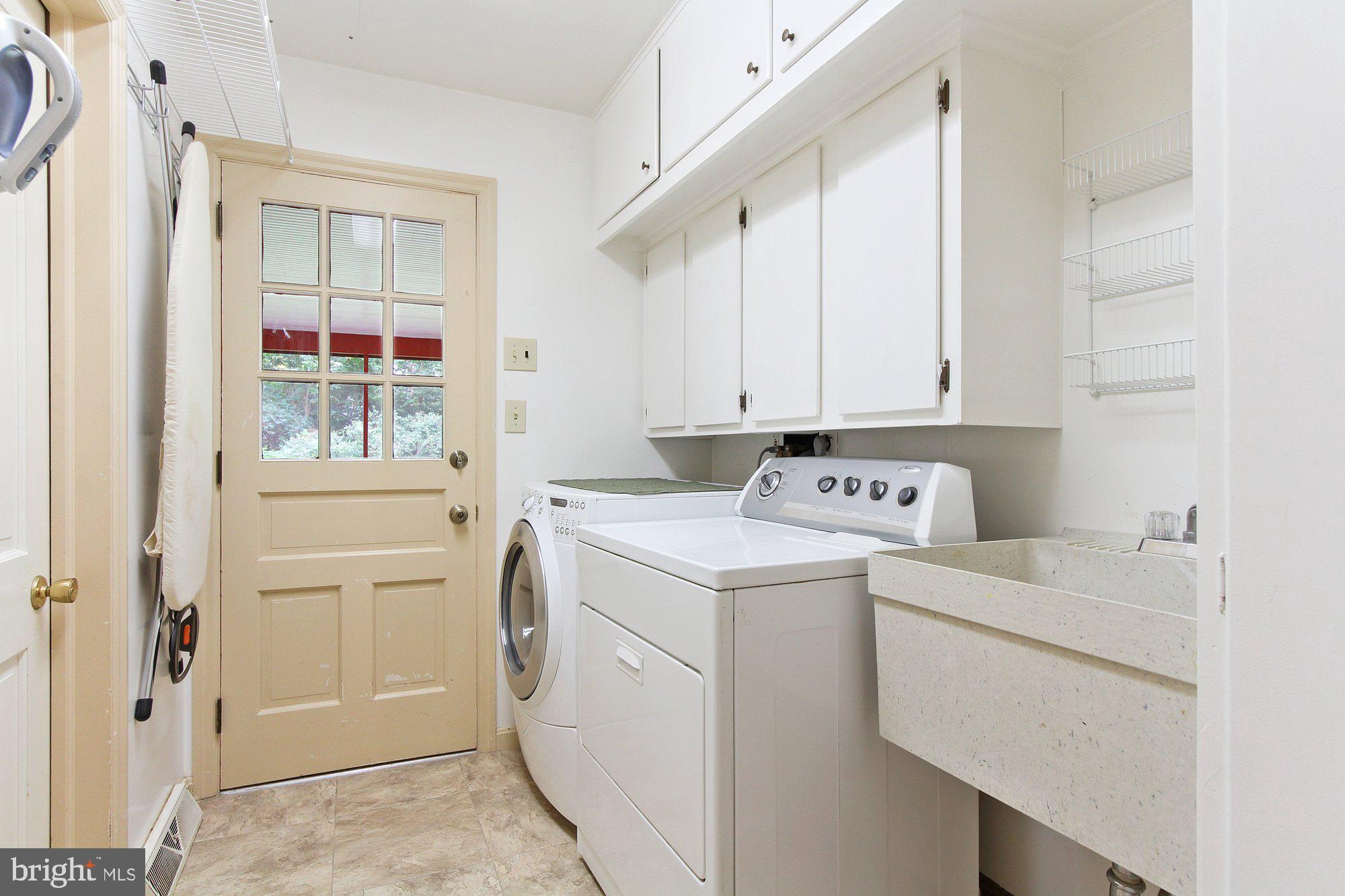 328 Rhoda Drive Lancaster, PA 17601 - Photo 11 of 28 Gallery Image 11