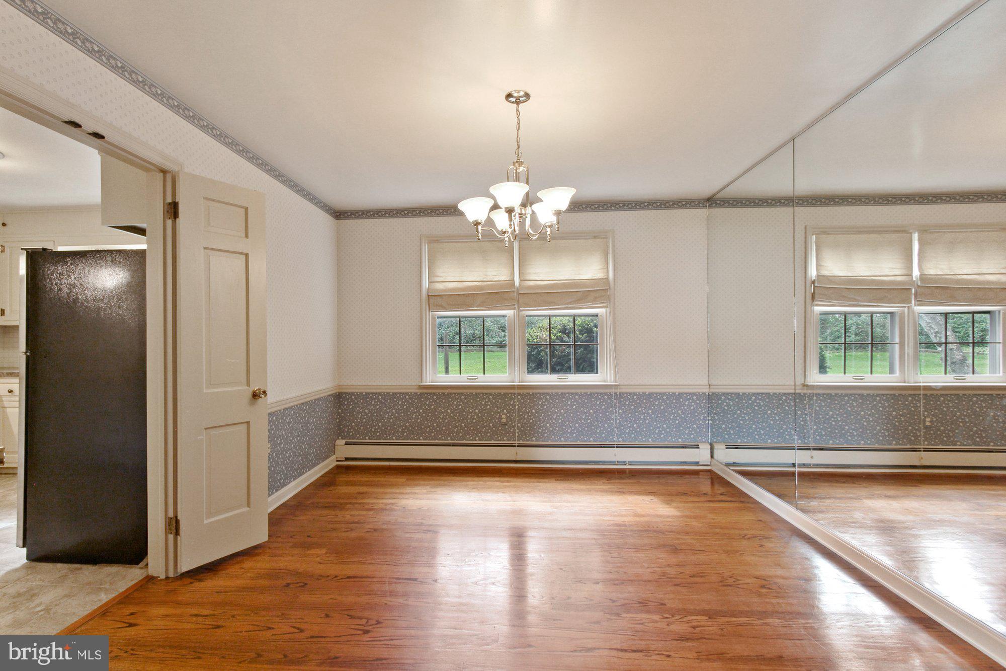 328 Rhoda Drive Lancaster, PA 17601 - Photo 6 of 28 Gallery Image 6