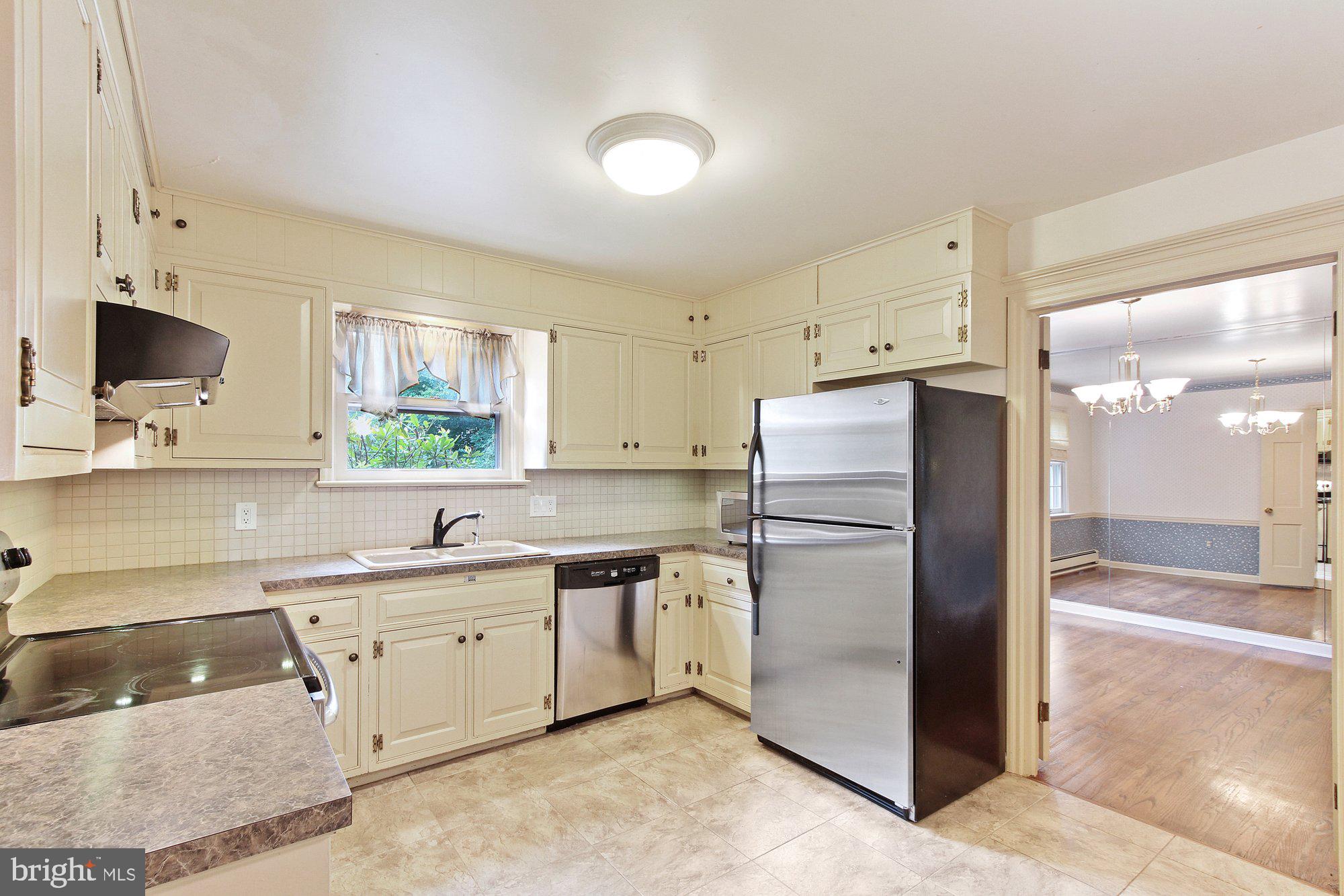 328 Rhoda Drive Lancaster, PA 17601 - Photo 10 of 28 Gallery Image 10