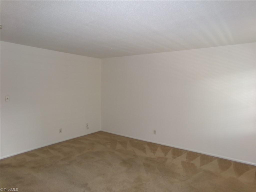 3822 Country Club Road Winston-Salem, NC 27104 - Photo 11 of 19