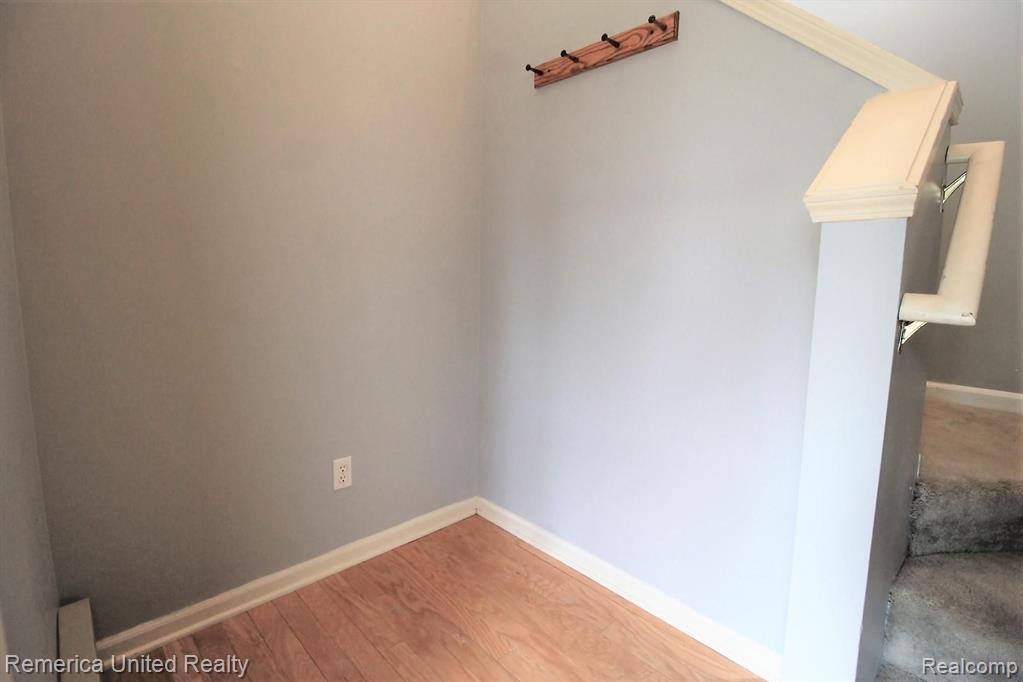 4171 Hampton Ridge Boulevard Howell, MI 48843 - Photo 4 of 31