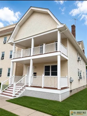 $2,800 | 84 West Cherry Street, Rahway, NJ 07065