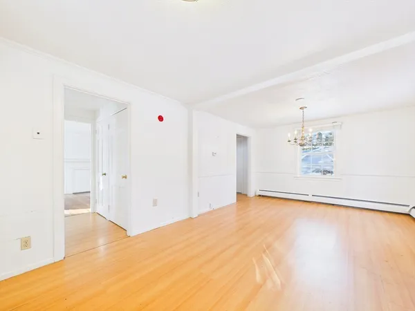 $3,700 | 24 Walpole Street, Dover, MA 02030