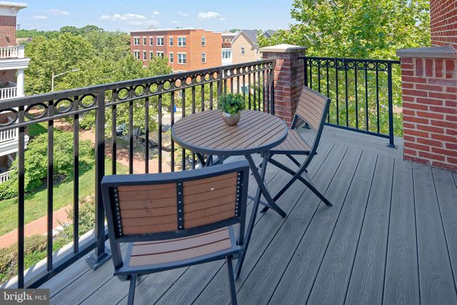 $1,650,000 | 540 2nd Street, Unit 401, Alexandria, VA 22314