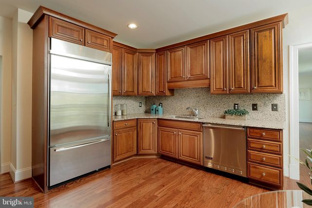 $1,650,000 | 540 2nd Street, Unit 401, Alexandria, VA 22314