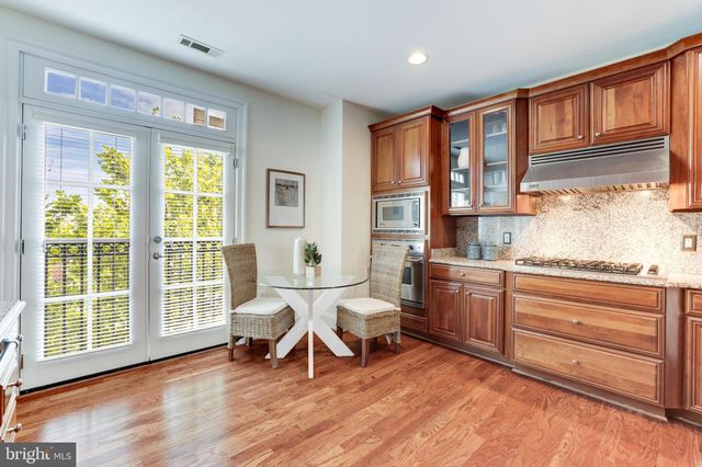 $1,650,000 | 540 2nd Street, Unit 401, Alexandria, VA 22314