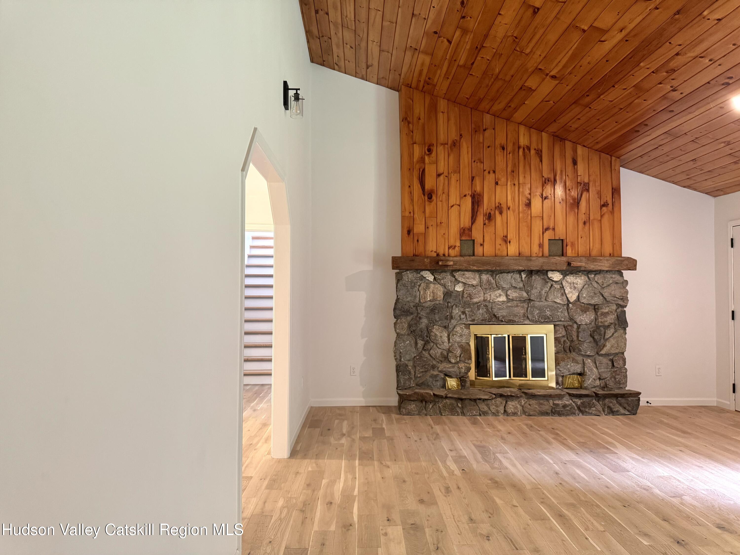173 Valley Road Catskill, NY 12414 - Photo 7 of 33 #6a