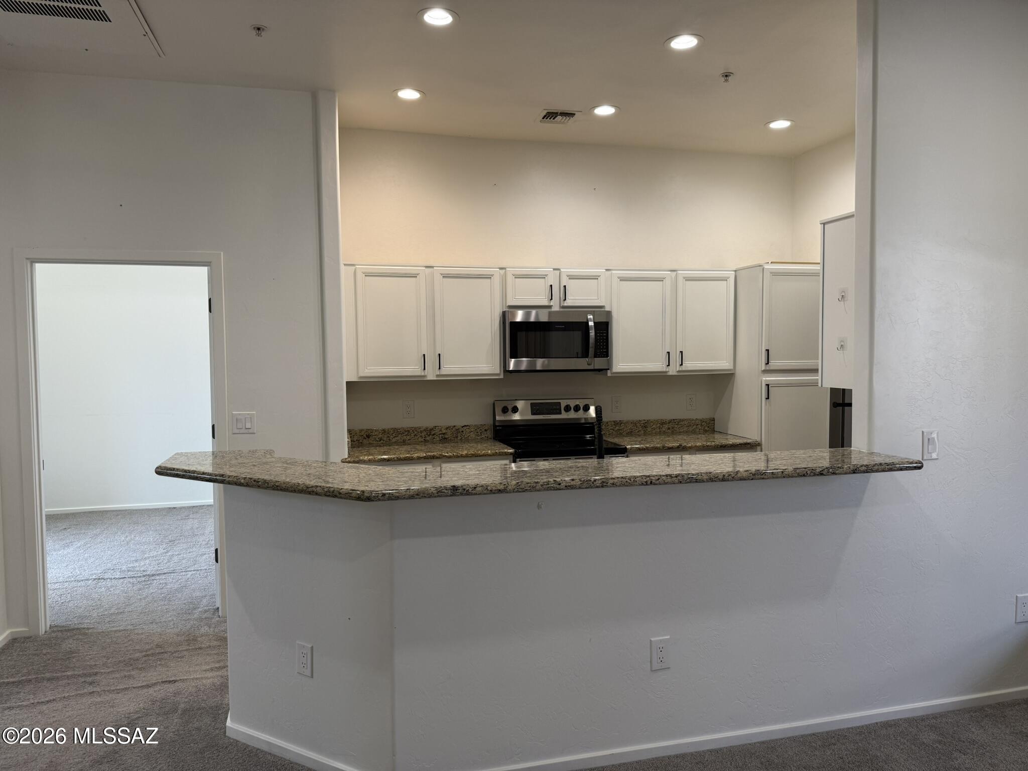 2028 East River Road, Unit 203 Tucson, AZ 85718 - Photo 6 of 36